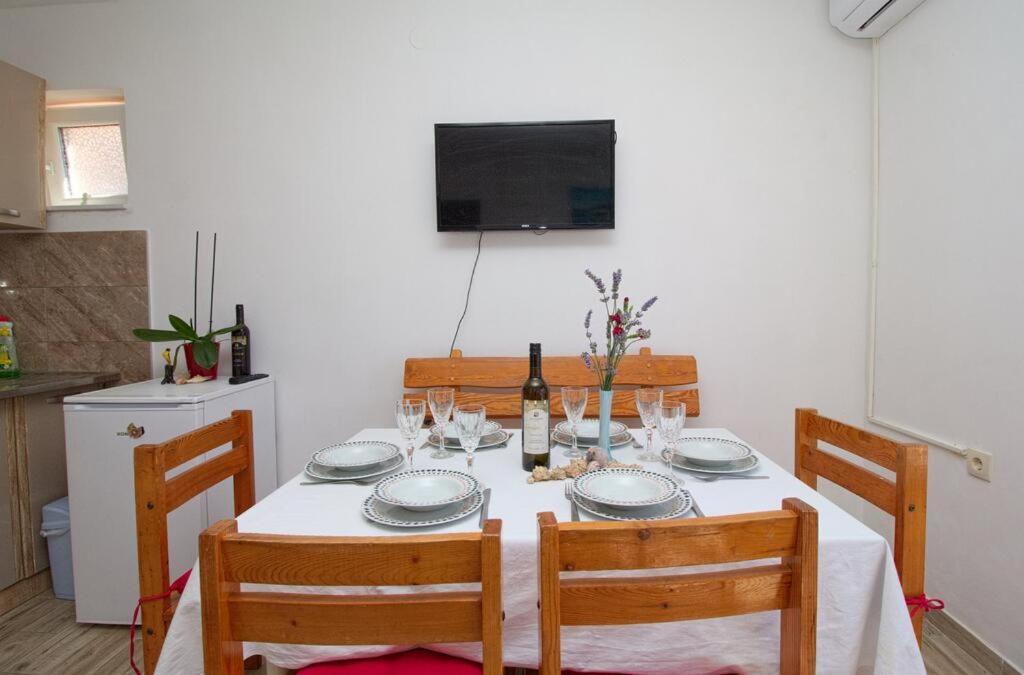 מאקרסקה Apartment Zrno מראה חיצוני תמונה